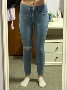 LOFT High-Rise Medium Wash Skinny Jeans
